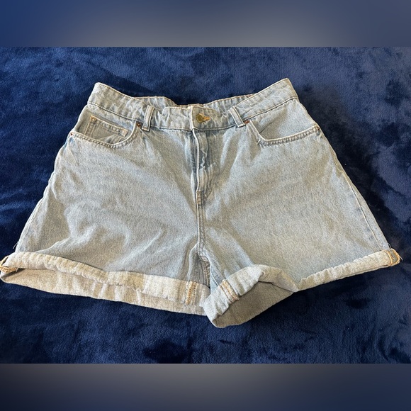 H&M Pants - H&M Light Blue Jean Shorts
